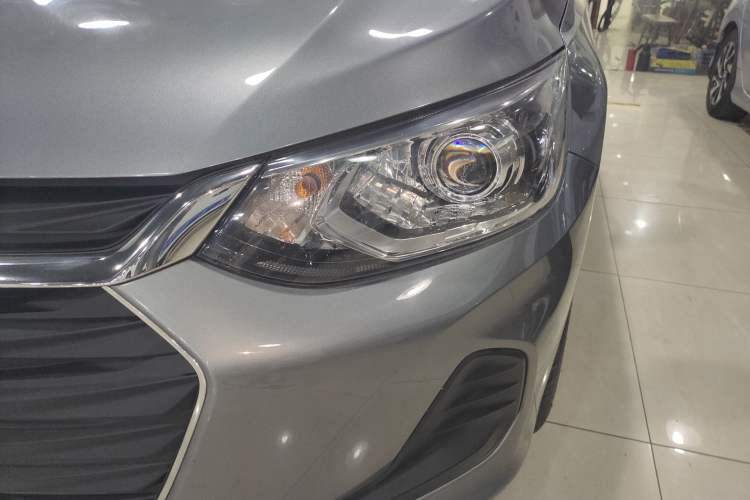 Used Chevrolet Cavalier 2020 325T Automatic Enjoyment Edition Left Front Headlight