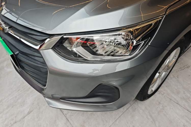 Used Chevrolet Cavalier 2020 325T Automatic Enjoyment Edition Left Front Headlight