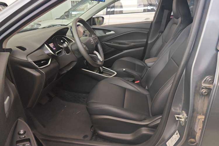 Used Chevrolet Cavalier 2020 Redline 325T Automatic Xinshang Edition Left Front Seat