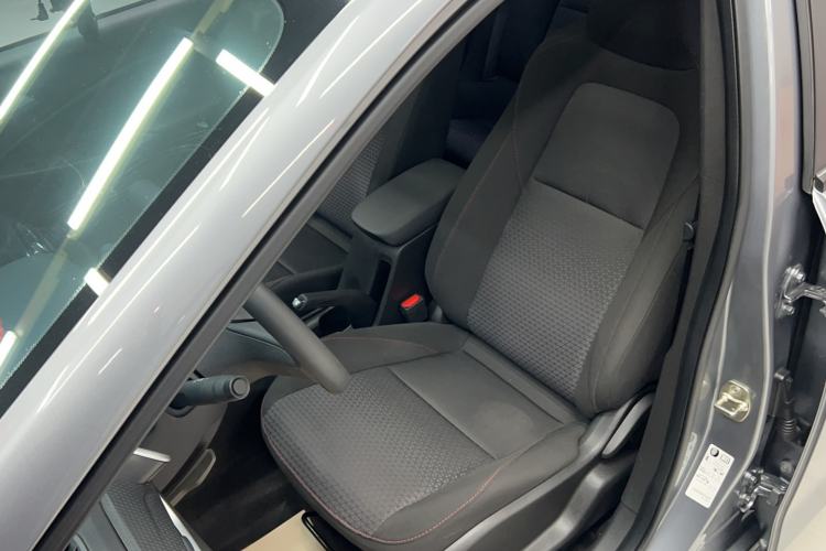Used Chevrolet Cavalier 2020 Redline 325T Automatic Xinshang Edition China VI Standard Left Front Seat