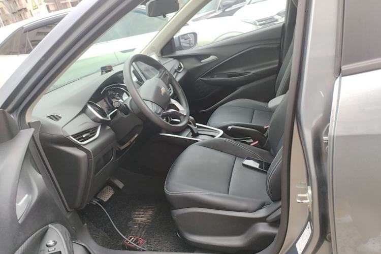 Used Chevrolet Cavalier 2020 325T Automatic Enjoyment Edition Left Front Seat