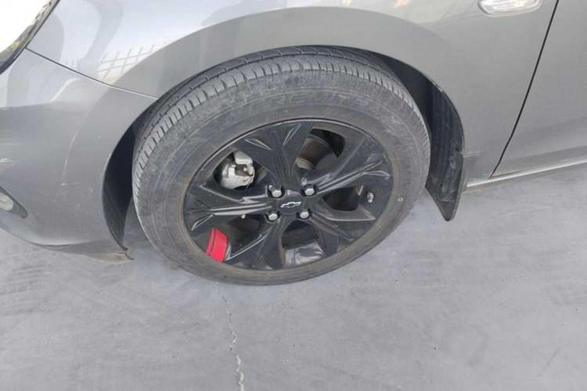Used Chevrolet Cavalier 2020 Redline 325T Automatic Xinshang Edition Left Front Wheel Hub