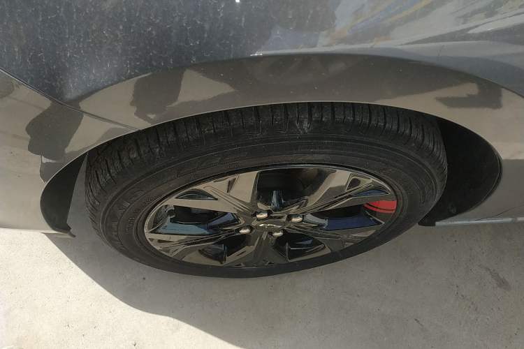Used Chevrolet Cavalier 2020 Redline 325T Automatic Xinshang Edition Left Front Wheel Hub