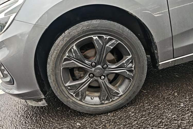 Used Chevrolet Cavalier 2020 325T Automatic Enjoyment Edition Left Front Wheel Hub