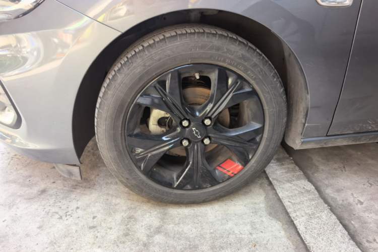 Used Chevrolet Cavalier 2020 Redline 325T Automatic Xinshang Edition China VI Standard Left Front Wheel Hub