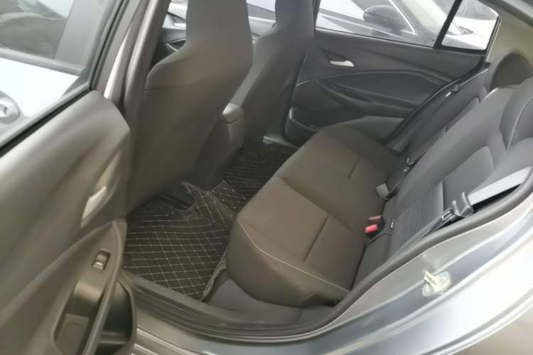 Used Chevrolet Cavalier 2020 325T Automatic Enjoyment Edition Left Rear Seat