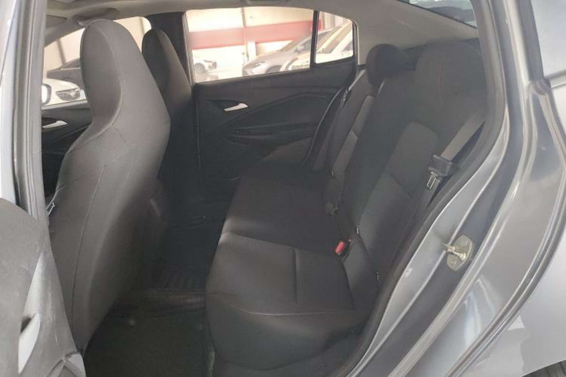 Used Chevrolet Cavalier 2020 Redline 325T Automatic Xinshang Edition China VI Standard Left Rear Seat