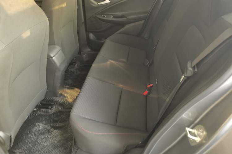 Used Chevrolet Cavalier 2020 Redline 325T Automatic Xinshang Edition China VI Standard Left Rear Seat