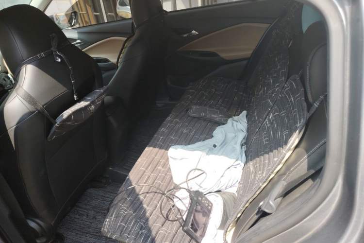 Used Chevrolet Cavalier 2020 Redline 325T Automatic Xinyao Edition China VI Standard Left Rear Seat