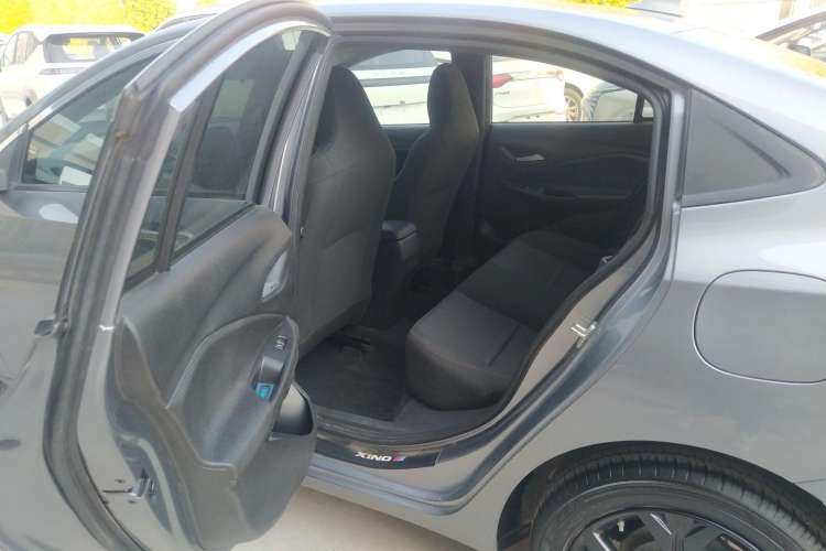 Used Chevrolet Cavalier 2020 Redline 325T Automatic Xinshang Edition Left Rear Seat