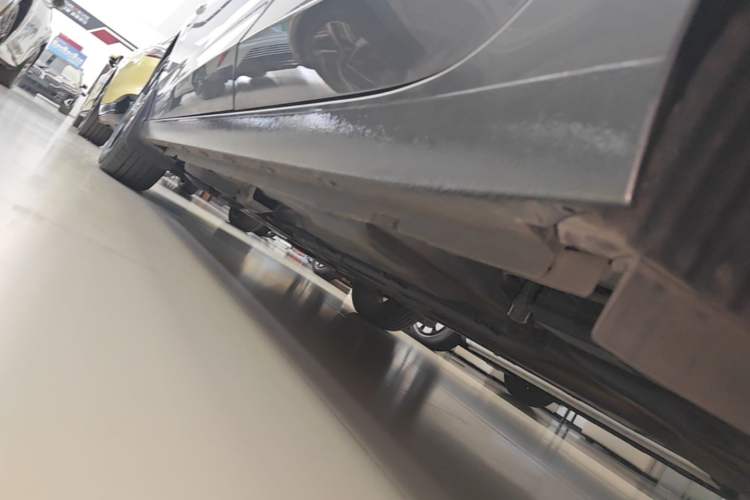 Used Chevrolet Cavalier 2020 Redline 325T Automatic Xinshang Edition Left Side Sill