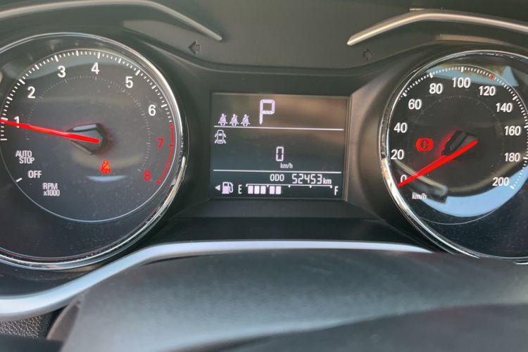 Used Chevrolet Cavalier 2020 Redline 325T Automatic Xinshang Edition Odometer Close Up