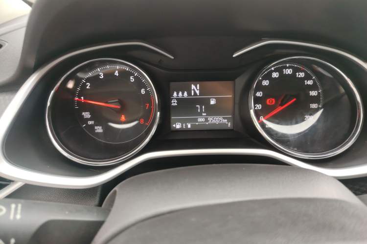 Used Chevrolet Cavalier 2020 Redline 325T Automatic Xinshang Edition China VI Standard Odometer Close Up