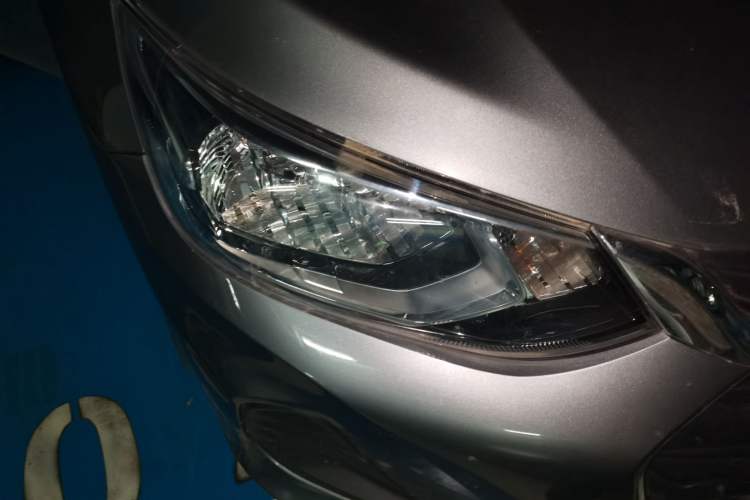 Used Chevrolet Cavalier 2020 325T Automatic Enjoyment Edition Right Front Headlight
