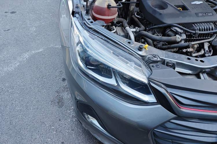 Used Chevrolet Cavalier 2020 Redline 325T Automatic Xinshang Edition China VI Standard Right Front Headlight