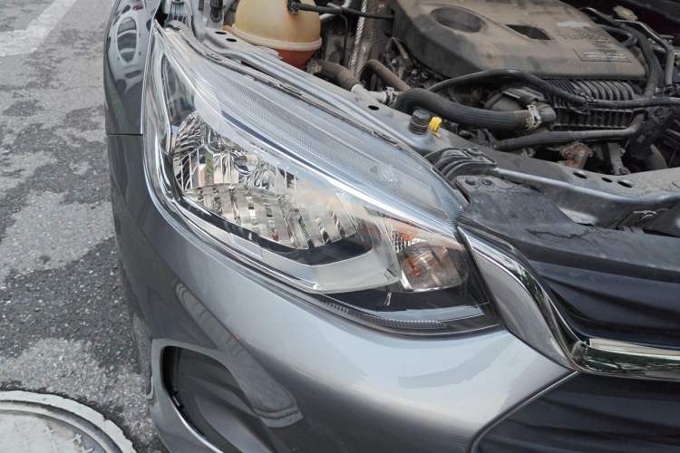 Used Chevrolet Cavalier 2020 325T Automatic Enjoyment Edition Right Front Headlight