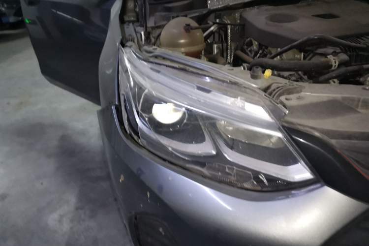 Used Chevrolet Cavalier 2020 Redline 325T Automatic Xinshang Edition China VI Standard Right Front Headlight