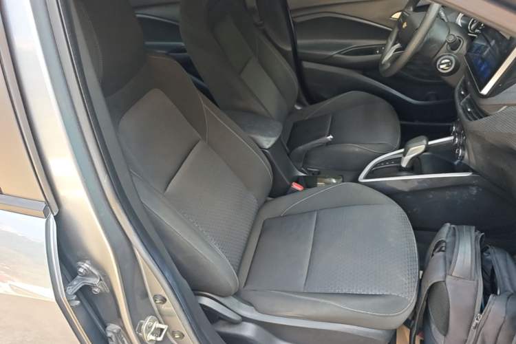 Used Chevrolet Cavalier 2020 325T Automatic Enjoyment Edition Right Front Seat