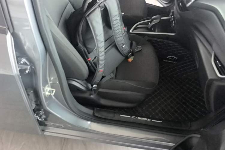 Used Chevrolet Cavalier 2020 325T Automatic Enjoyment Edition Right Front Seat