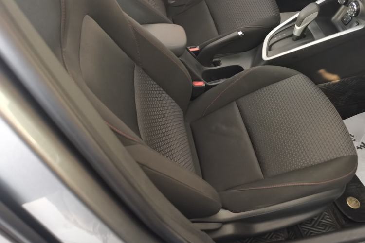 Used Chevrolet Cavalier 2020 Redline 325T Automatic Xinshang Edition China VI Standard Right Front Seat