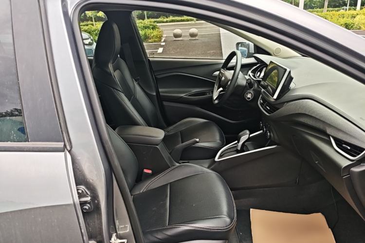 Used Chevrolet Cavalier 2020 325T Automatic Enjoyment Edition Right Front Seat