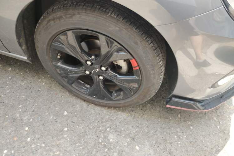 Used Chevrolet Cavalier 2020 Redline 325T Automatic Xinyao Edition China VI Standard Right Front Wheel Hub