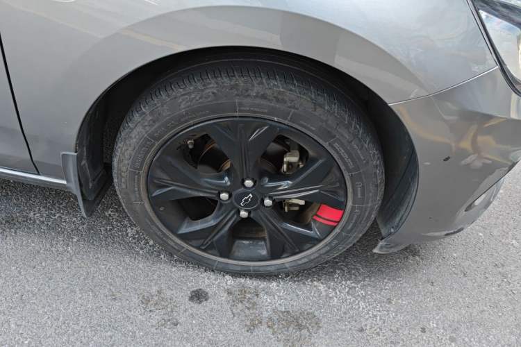 Used Chevrolet Cavalier 2020 Redline 325T Automatic Xinshang Edition China VI Standard Right Front Wheel Hub