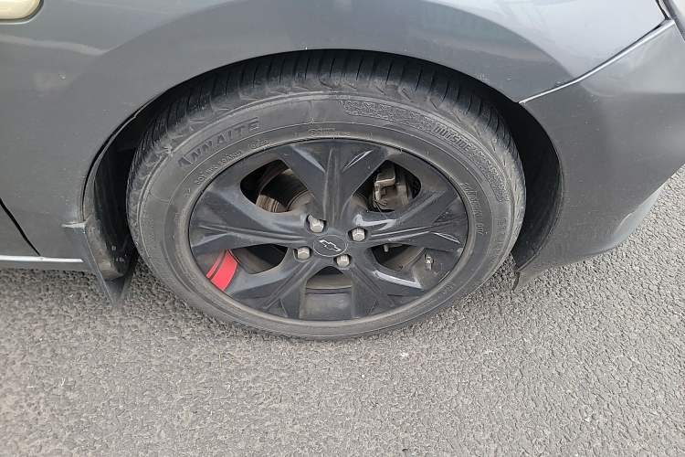 Used Chevrolet Cavalier 2020 Redline 325T Automatic Xinshang Edition China VI Standard Right Front Wheel Hub