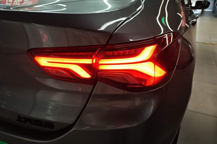 Used Chevrolet Cavalier 2020 Redline 325T Automatic Xinshang Edition Right Rear Taillight