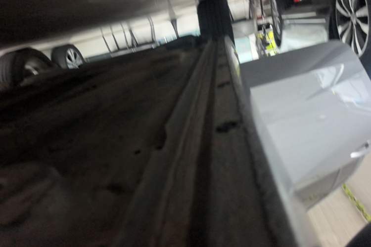 Used Chevrolet Cavalier 2020 325T Automatic Enjoyment Edition Right Side Sill