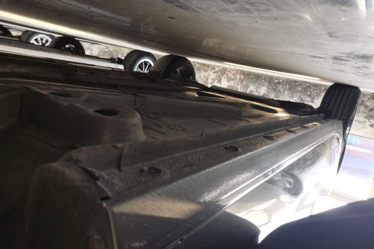 Used Chevrolet Cavalier 2020 Redline 325T Automatic Xinshang Edition China VI Standard Right Side Sill