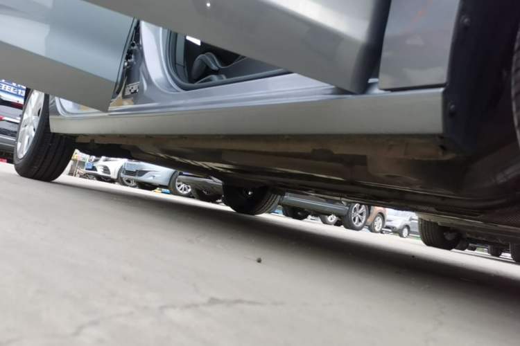 Used Chevrolet Cavalier 2020 320 Manual Enjoyment Edition Right Side Sill