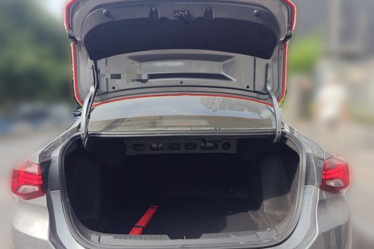 Used Chevrolet Cavalier 2020 Redline 325T Automatic Xinshang Edition China VI Standard Trunk