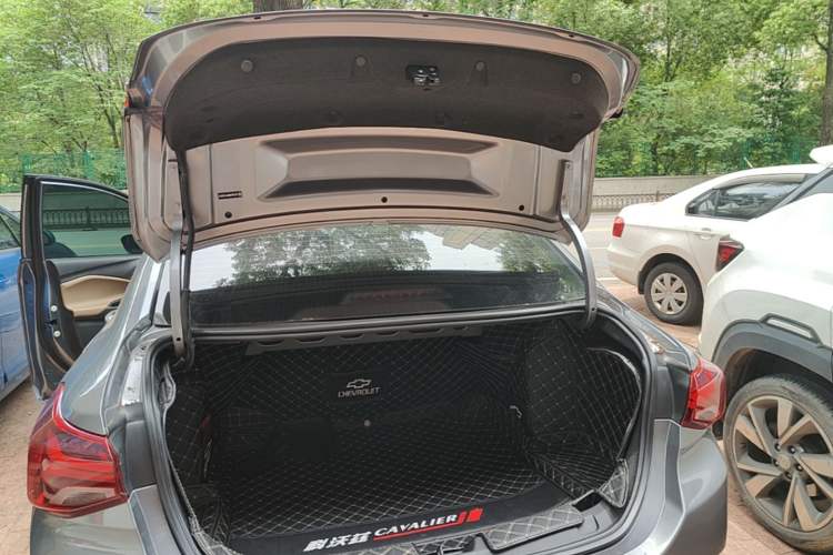 Used Chevrolet Cavalier 2020 Redline 325T Automatic Xinyao Edition Trunk