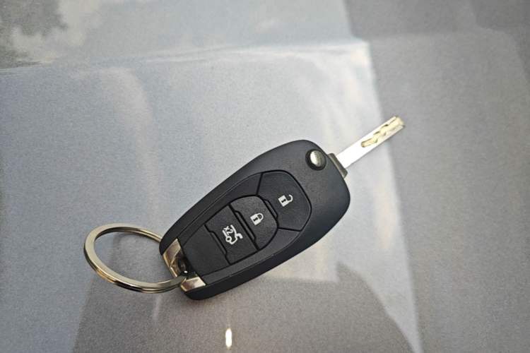 Used Chevrolet Cavalier 2020 Redline 325T Automatic Xinshang Edition Vehicle Key