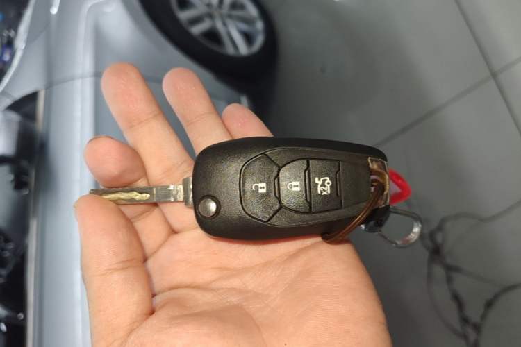 Used Chevrolet Cavalier 2020 325T Automatic Enjoyment Edition Vehicle Key