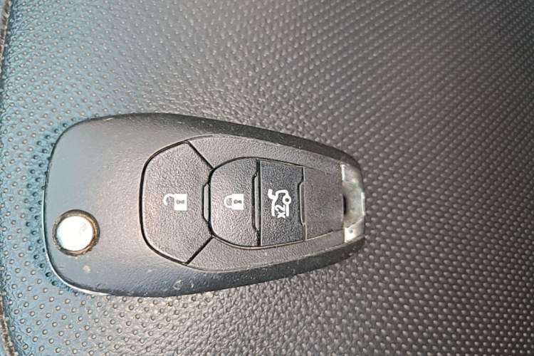 Used Chevrolet Cavalier 2020 Redline 325T Automatic Xinyao Edition China VI Standard Vehicle Key