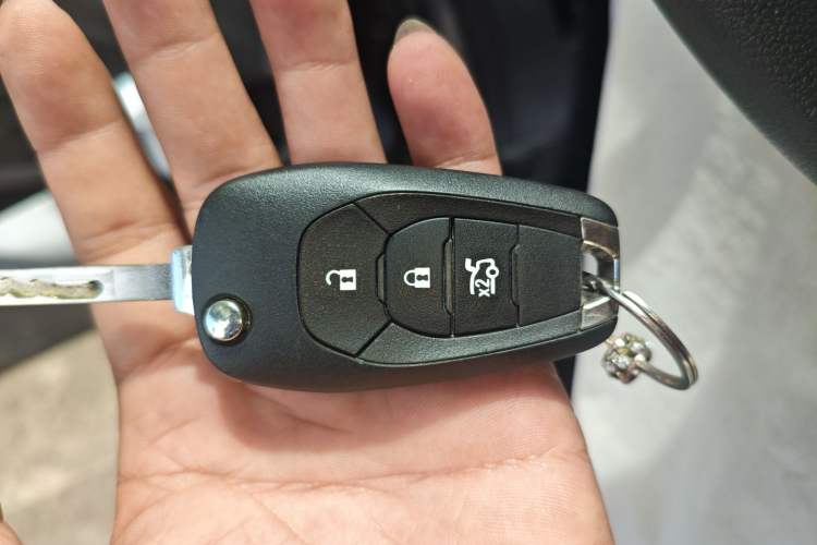 Used Chevrolet Cavalier 2020 325T Automatic Enjoyment Edition Vehicle Key