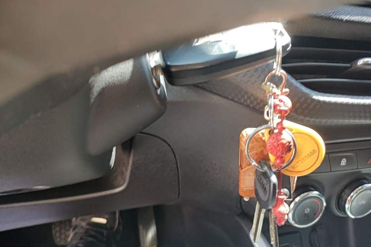 Used Chevrolet Cavalier 2020 Redline 325T Automatic Xinshang Edition Vehicle Key