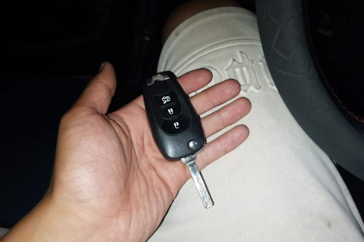 Used Chevrolet Cavalier 2020 325T Automatic Enjoyment Edition Vehicle Key