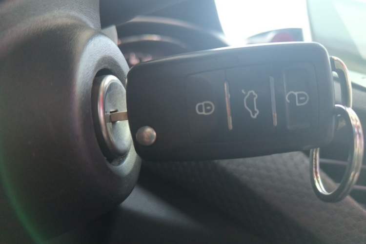 Used Chevrolet Cavalier 2020 Redline 325T Automatic Xinshang Edition China VI Standard Vehicle Key