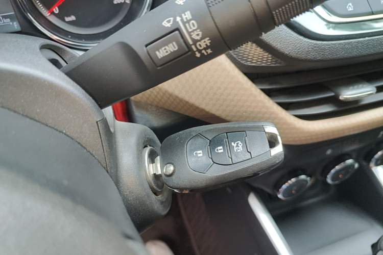 Used Chevrolet Cavalier 2020 Redline 325T Automatic Xinyao Edition Vehicle Key