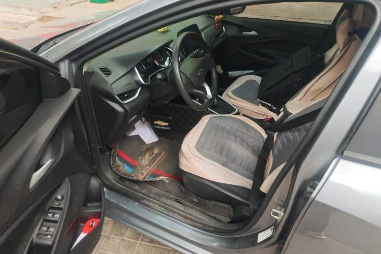 Used Chevrolet Cavalier 2020 Redline 325T Automatic Xinshang Edition China VI Standard Driver Seat