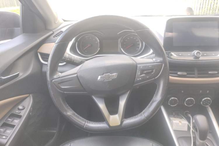 Used Chevrolet Cavalier 2020 Redline 325T Automatic Xinyao Edition China VI Standard Steering Wheel