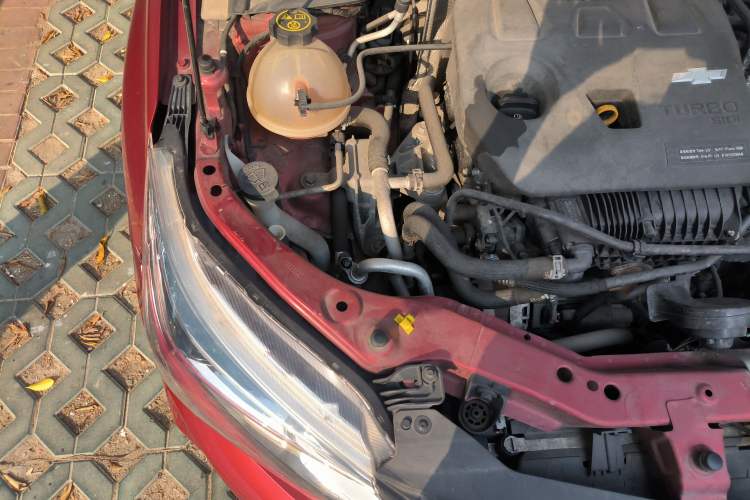 Used Chevrolet Cavalier 2020 Redline 325T Automatic Xinshang Edition China VI Standard Engine Bay Right