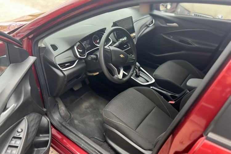 Used Chevrolet Cavalier 2020 325T Automatic Enjoyment Edition Interior 2