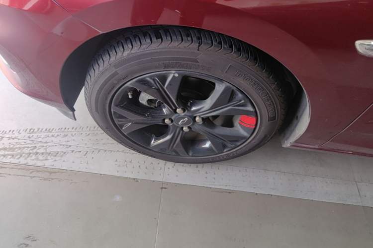Used Chevrolet Cavalier 2020 Redline 325T Automatic Xinyao Edition Left Front Wheel Hub
