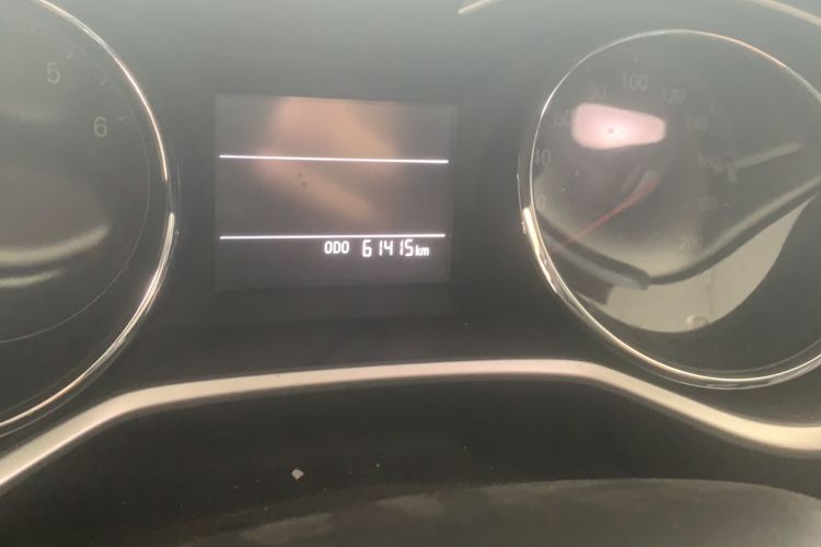 Used Chevrolet Cavalier 2020 325T Automatic Enjoyment Edition Odometer Close Up