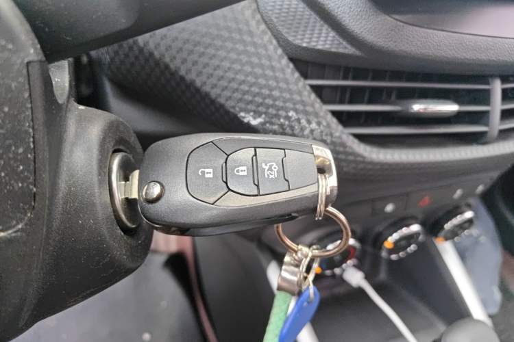 Used Chevrolet Cavalier 2020 325T Automatic Enjoyment Edition Vehicle Key