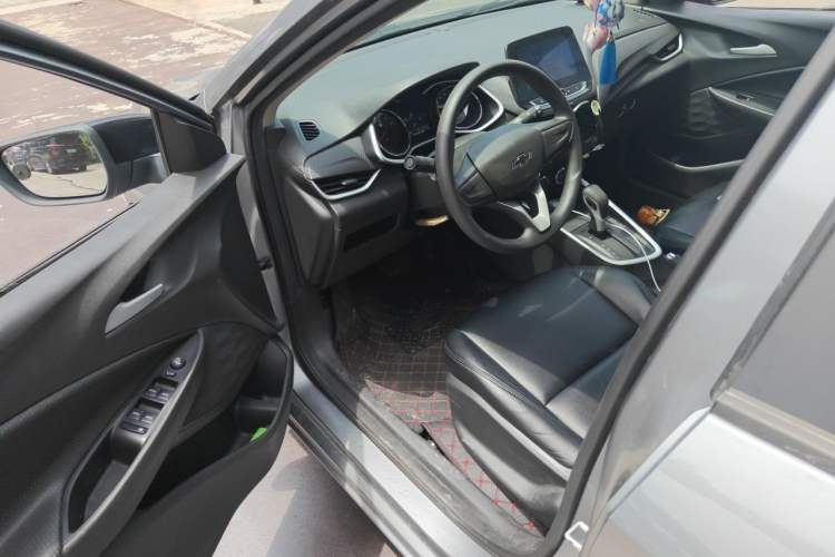 Used Chevrolet Cavalier 2020 Redline 325T Automatic Xinshang Edition China VI Standard Driver Seat